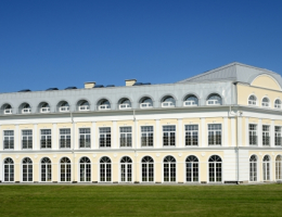 Северный Версаль